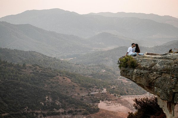 Explore Top Authentic British Lace-Making Workshops for Captivating Tourist Adventures