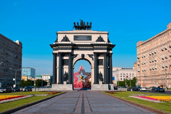 Embark on Unforgettable Midwestern Cruises: Discover Britain's Industrial Heritage Like Never Before!